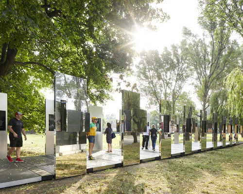 Through the Lens of Faith: Daniel Libeskind entwirft schimmernd-schlichte Installation in Auschwitz-Birkenau