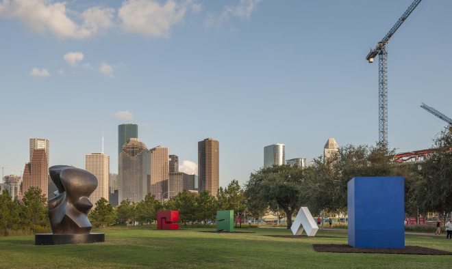 Estructuras Monumentales Installation at Buffalo Bayou Park, Houston, Texas, USA 2020 – 2021 