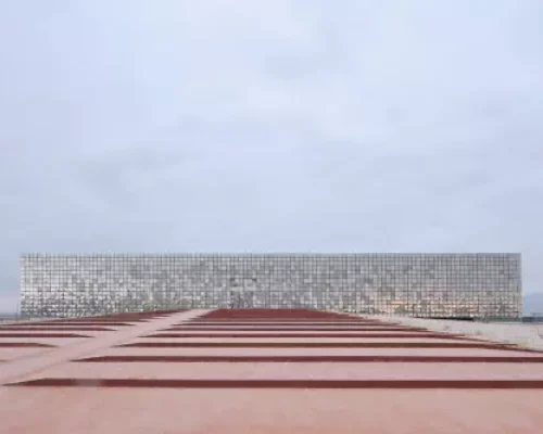 Bilgin Architects‘ Kontrollzentrale für Kalyon Karapınar-2
